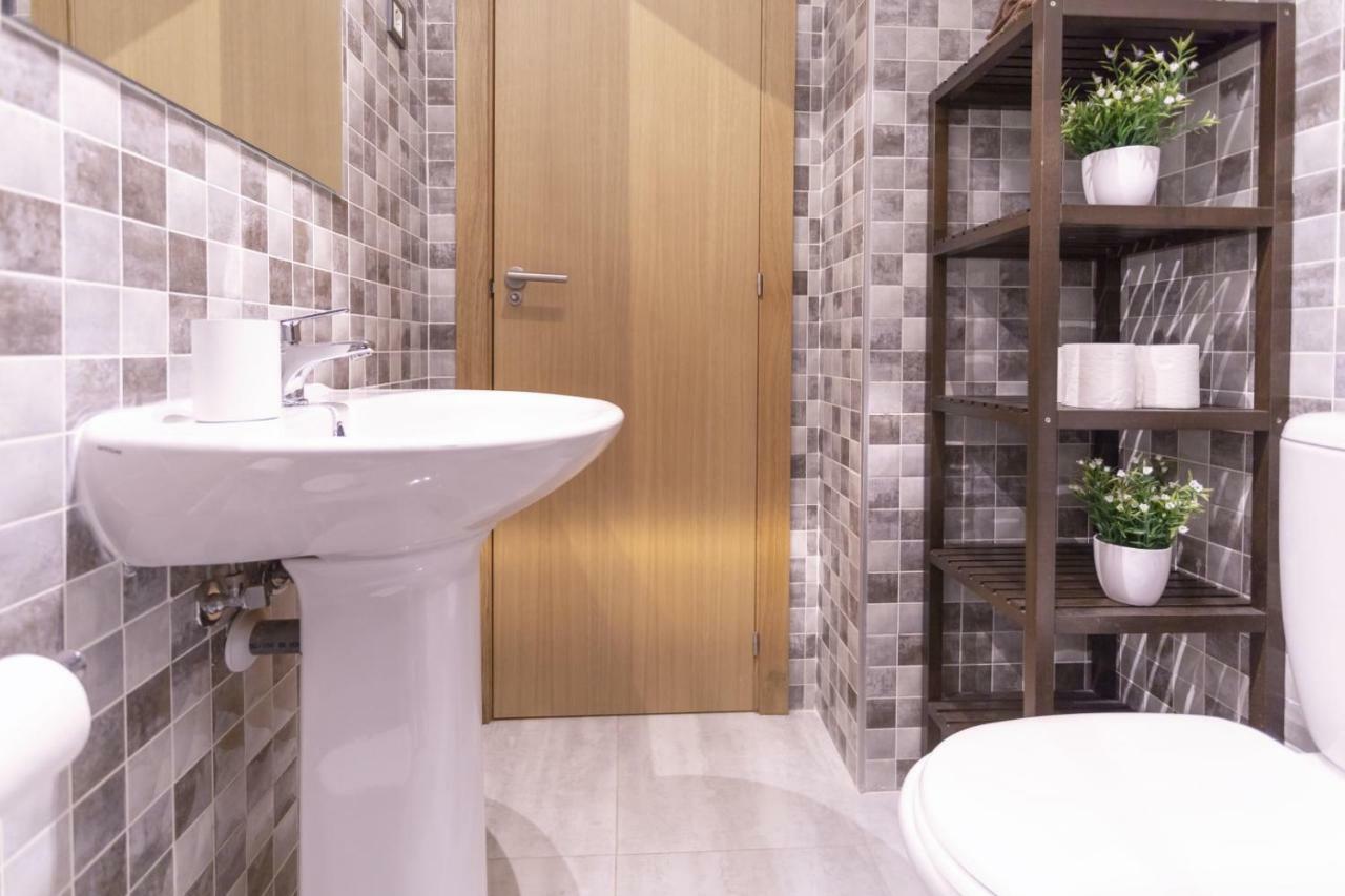 -Malagasunapts- Rooftop Pool & Free Parking Екстериор снимка