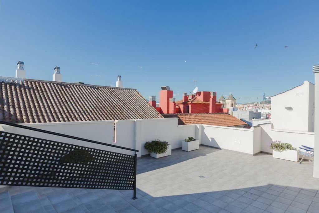 -Malagasunapts- Rooftop Pool & Free Parking Екстериор снимка